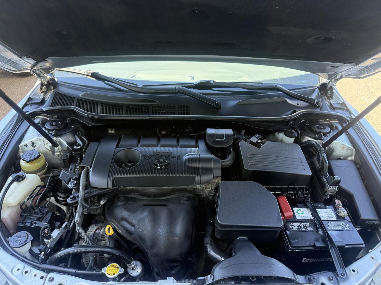 Toyota Camry 4dr Sdn I4 Man LE (Natl) 2011