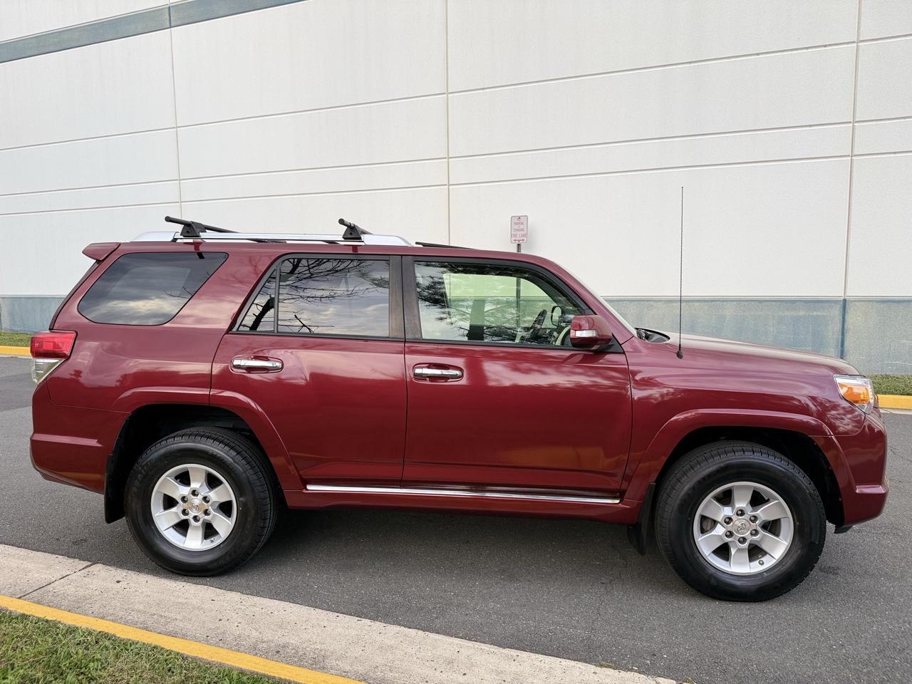 Toyota 4Runner 4WD 4dr V6 Limited (Natl) 2012