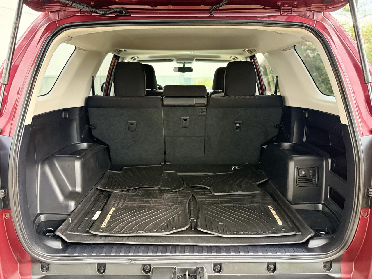 Toyota 4Runner 4WD 4dr V6 Limited (Natl) 2012