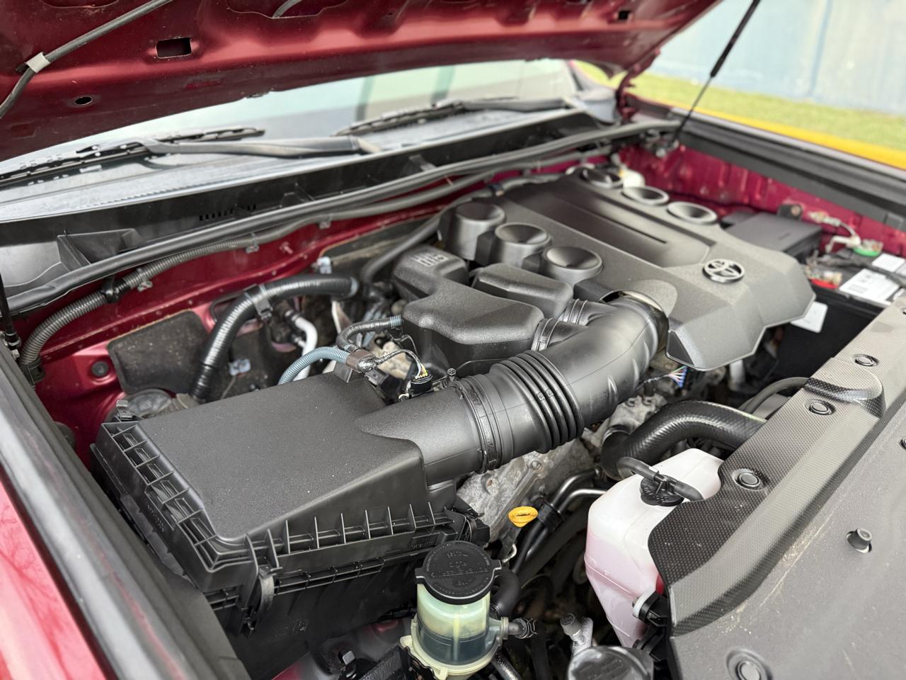 Toyota 4Runner 4WD 4dr V6 Limited (Natl) 2012