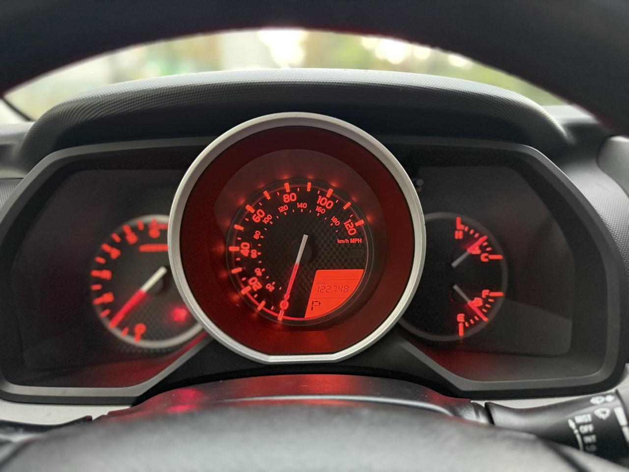 Toyota 4Runner 4WD 4dr V6 Limited (Natl) 2012
