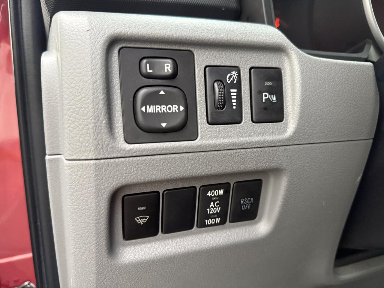 Toyota 4Runner 4WD 4dr V6 Limited (Natl) 2012