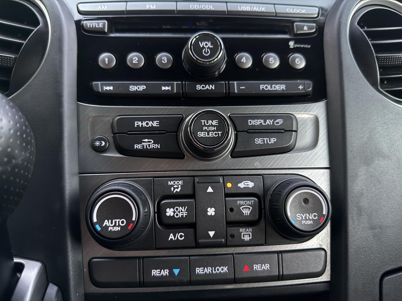 Honda Pilot 4WD 4dr LX 2014