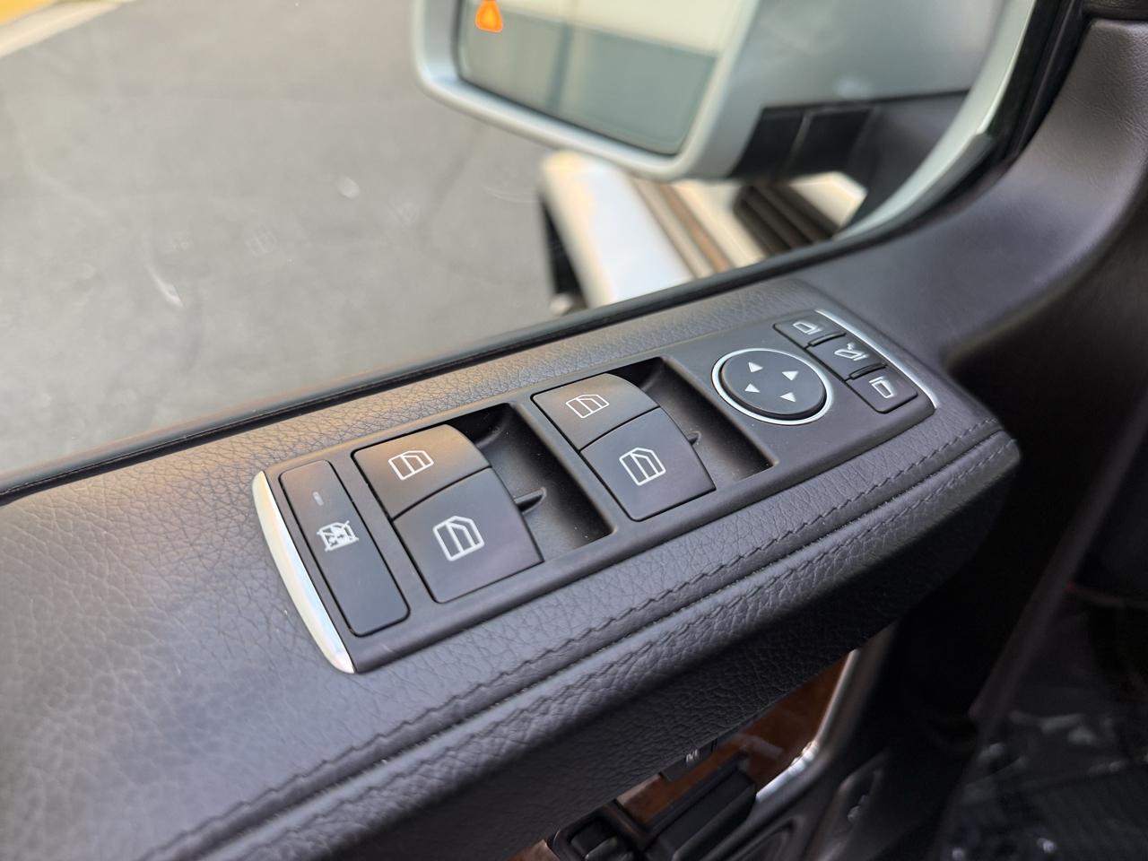Mercedes-Benz G-Class 4MATIC 4dr G 63 AMG 2013