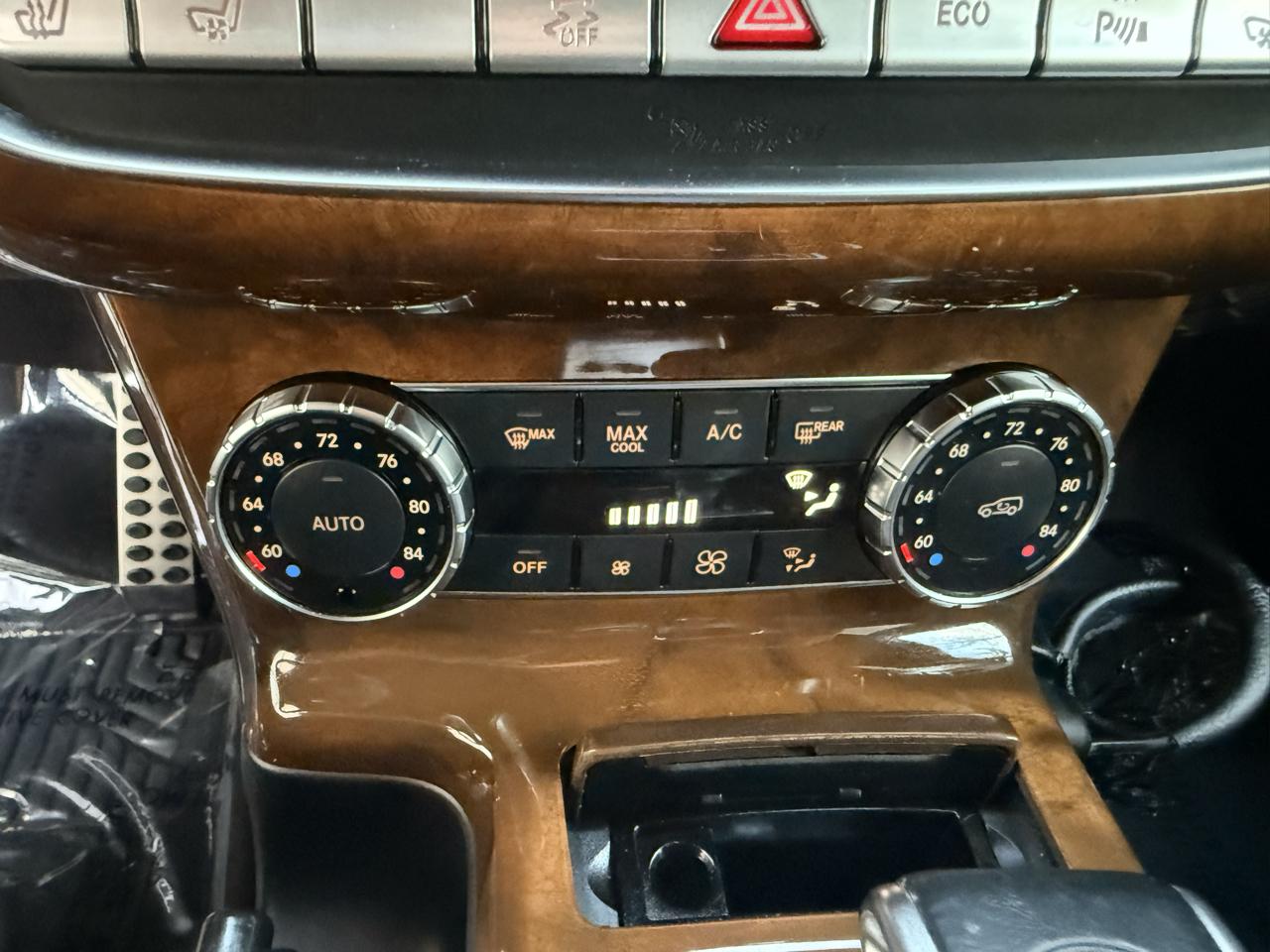 Mercedes-Benz G-Class 4MATIC 4dr G 63 AMG 2013
