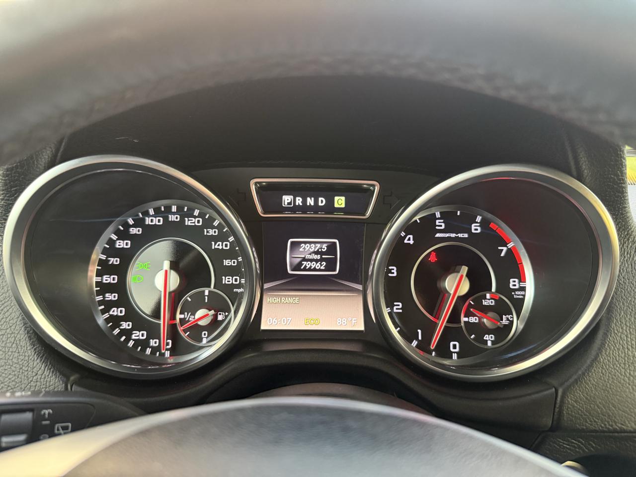 Mercedes-Benz G-Class 4MATIC 4dr G 63 AMG 2013