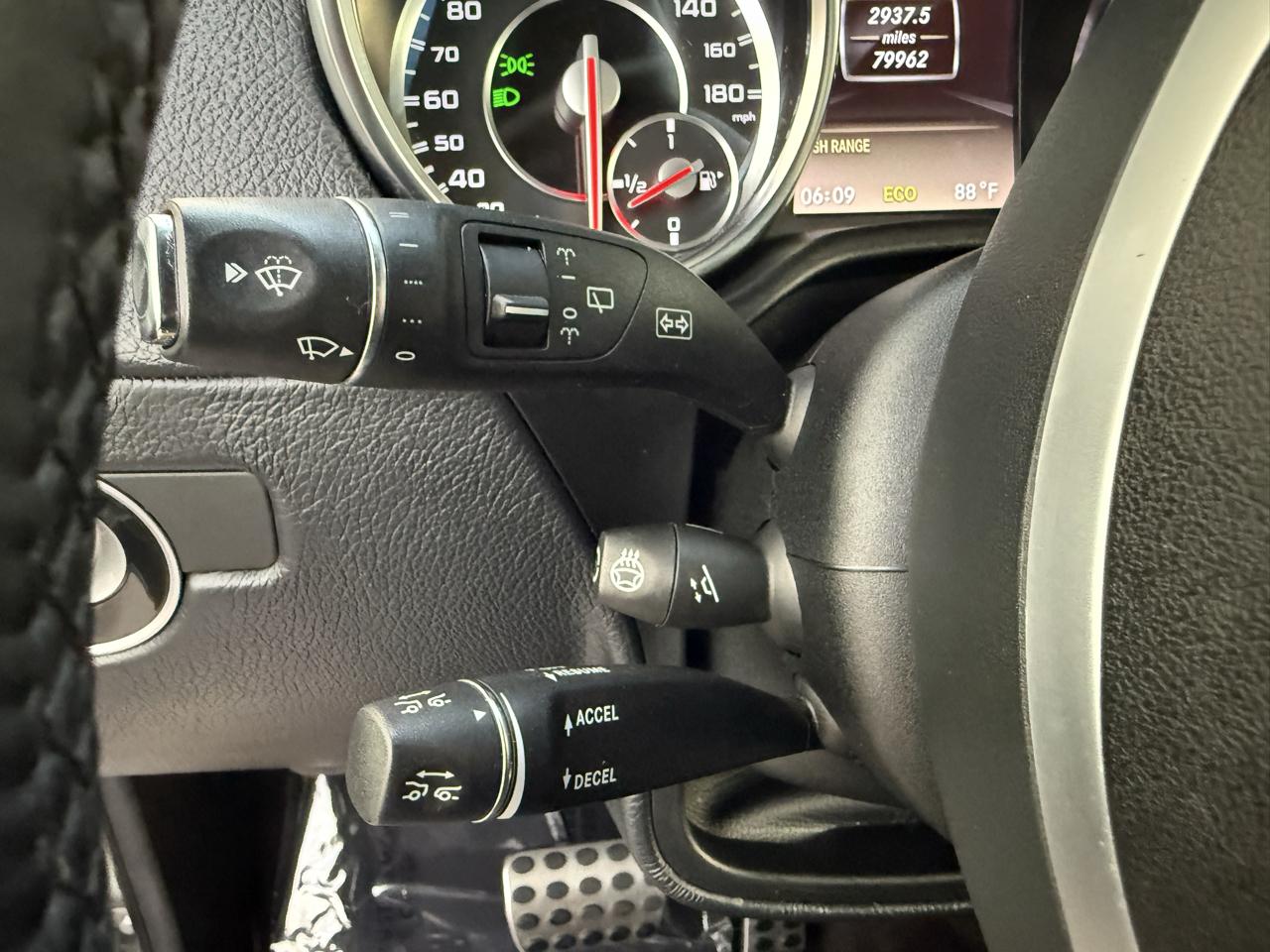 Mercedes-Benz G-Class 4MATIC 4dr G 63 AMG 2013