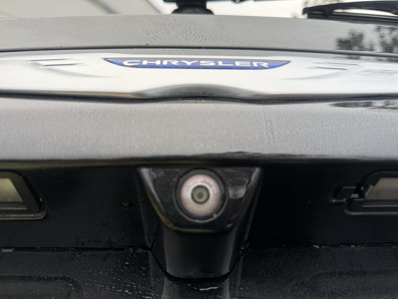 Chrysler Pacifica Touring L FWD 2018