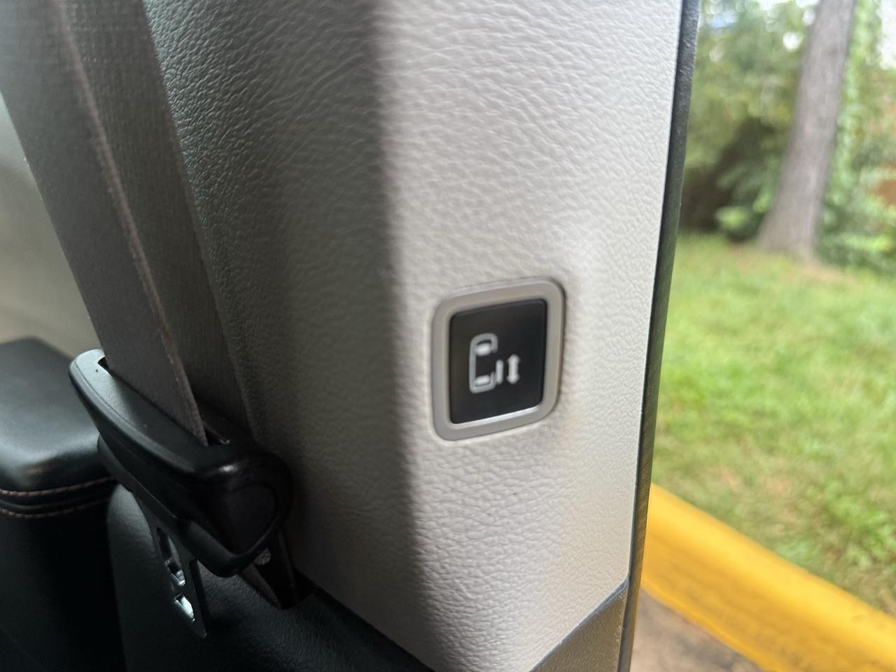 Chrysler Pacifica Touring L FWD 2018