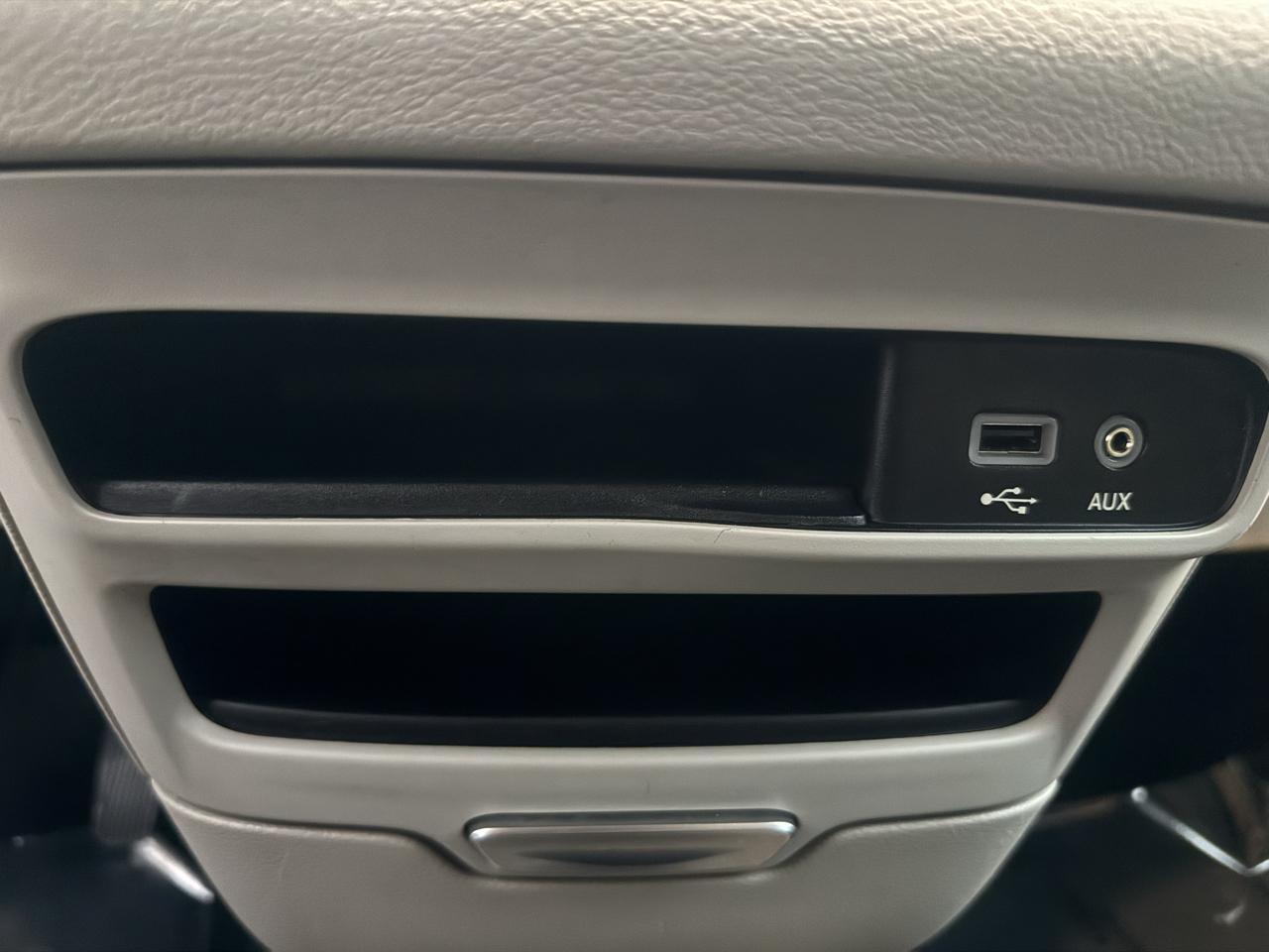 Chrysler Pacifica Touring L FWD 2018