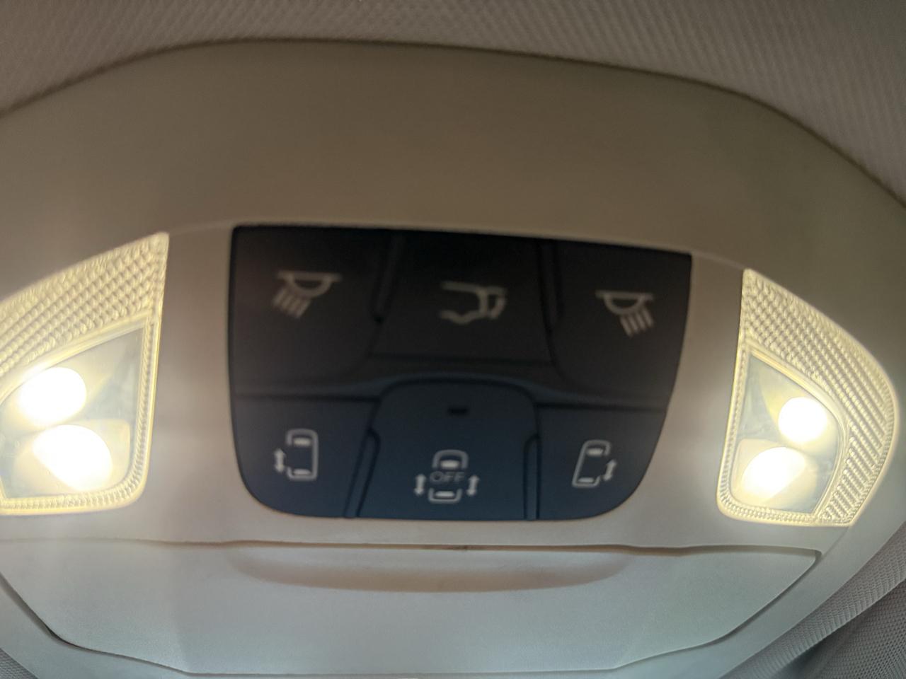 Chrysler Pacifica Touring L FWD 2018