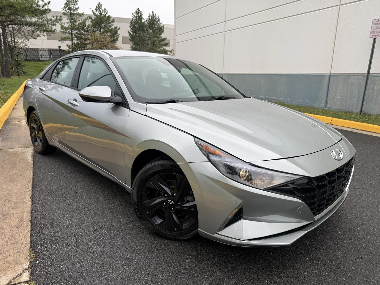 Hyundai Elantra SEL IVT 2023