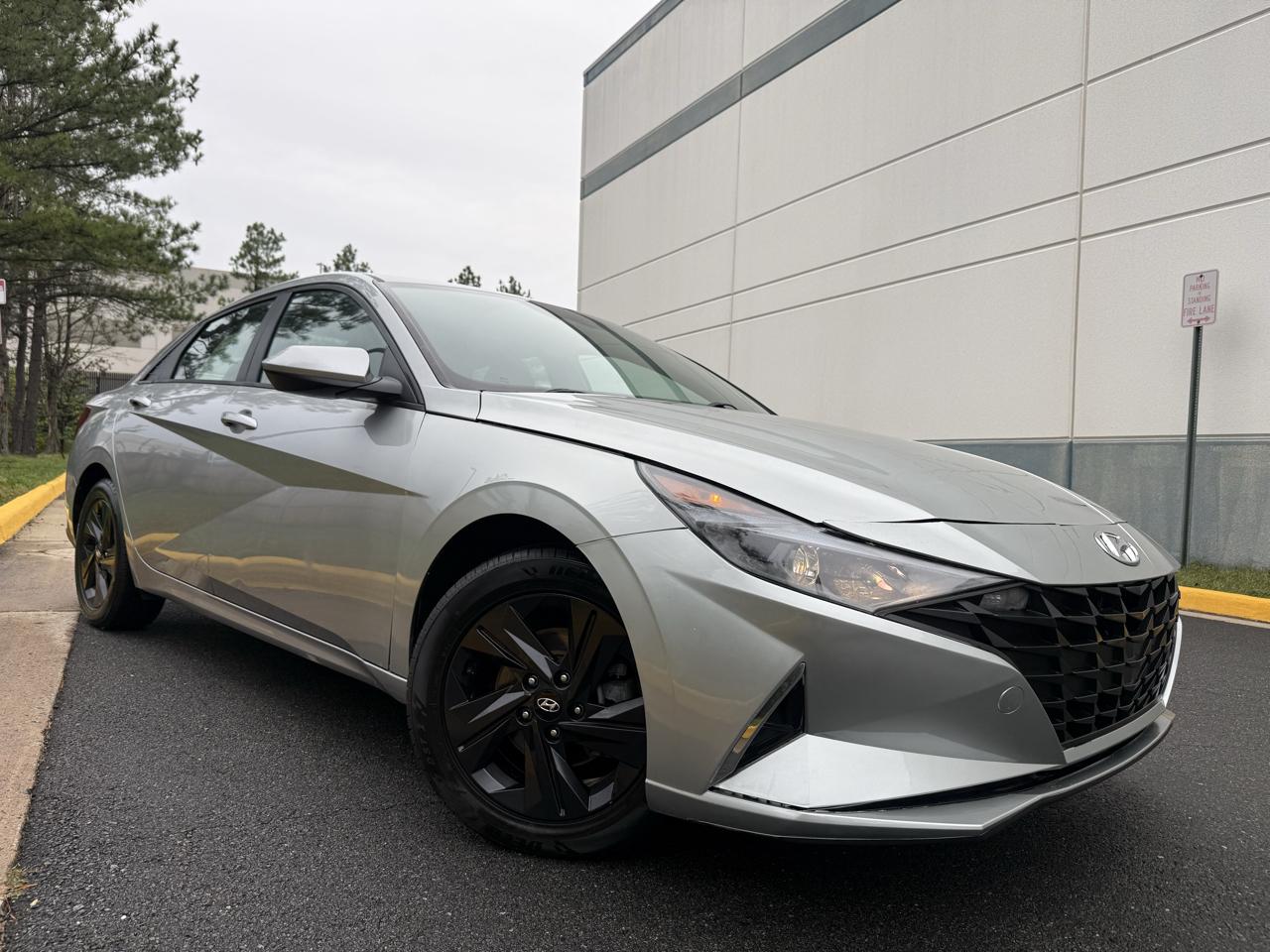 Hyundai Elantra SEL IVT 2023