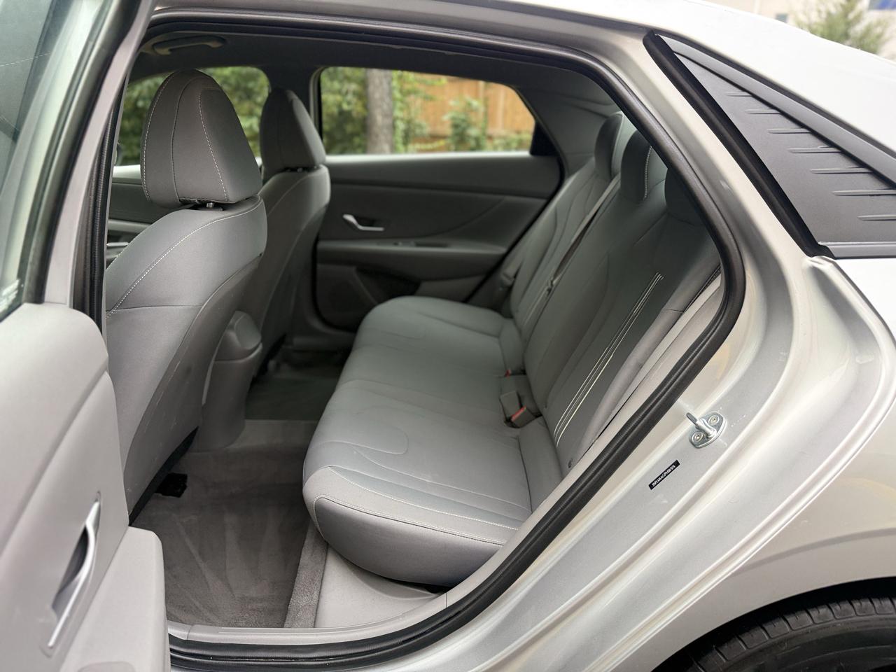 Hyundai Elantra SEL IVT 2023