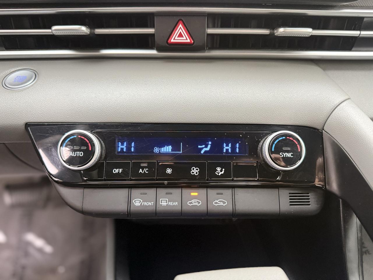 Hyundai Elantra SEL IVT 2023