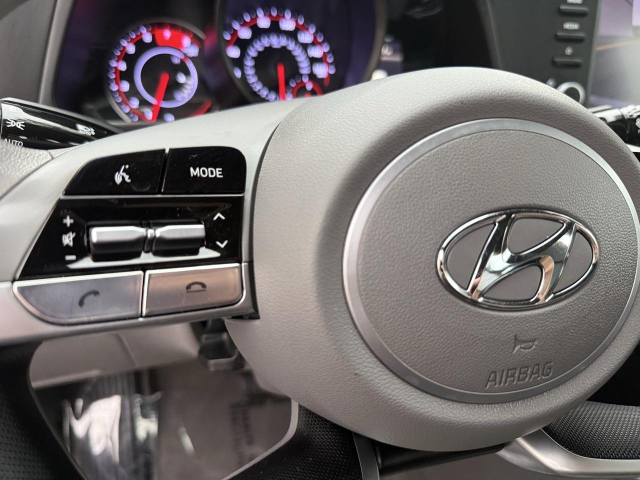 Hyundai Elantra SEL IVT 2023