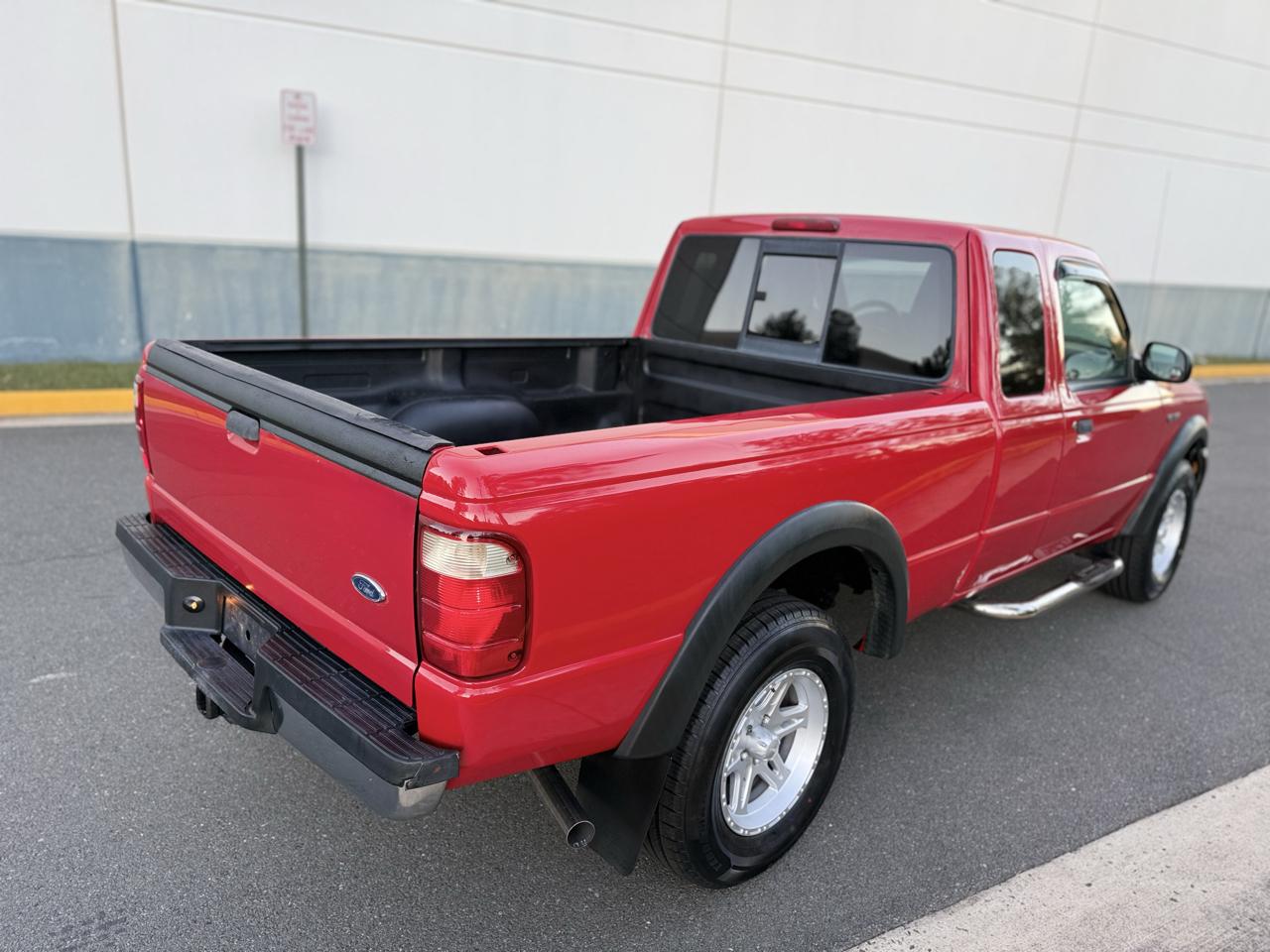 Ford Ranger 4dr Supercab 126" WB FX4 Lvl II 4WD 2005