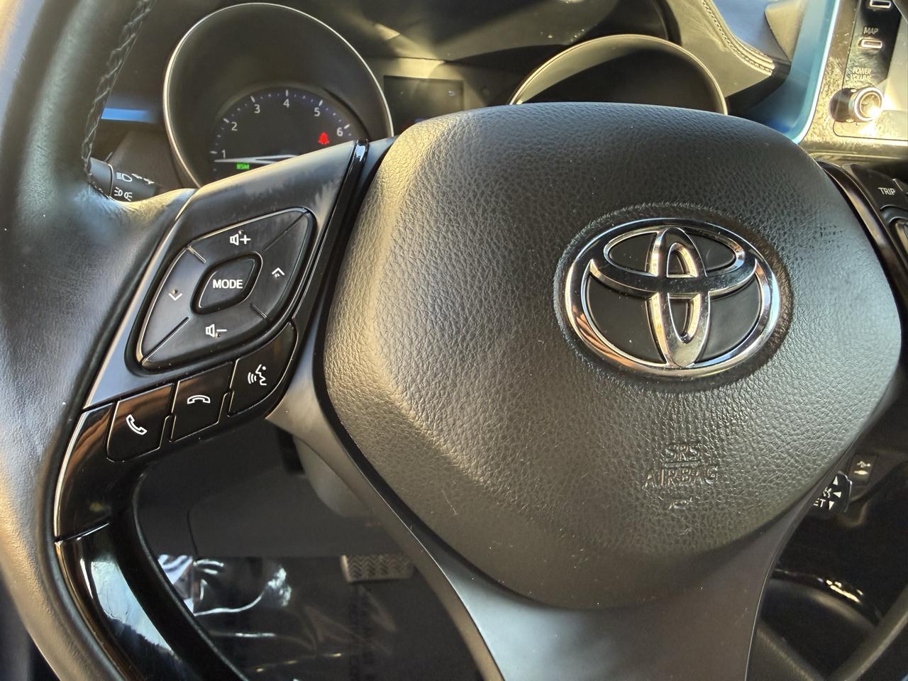 Toyota C-HR Limited FWD (Natl) 2019