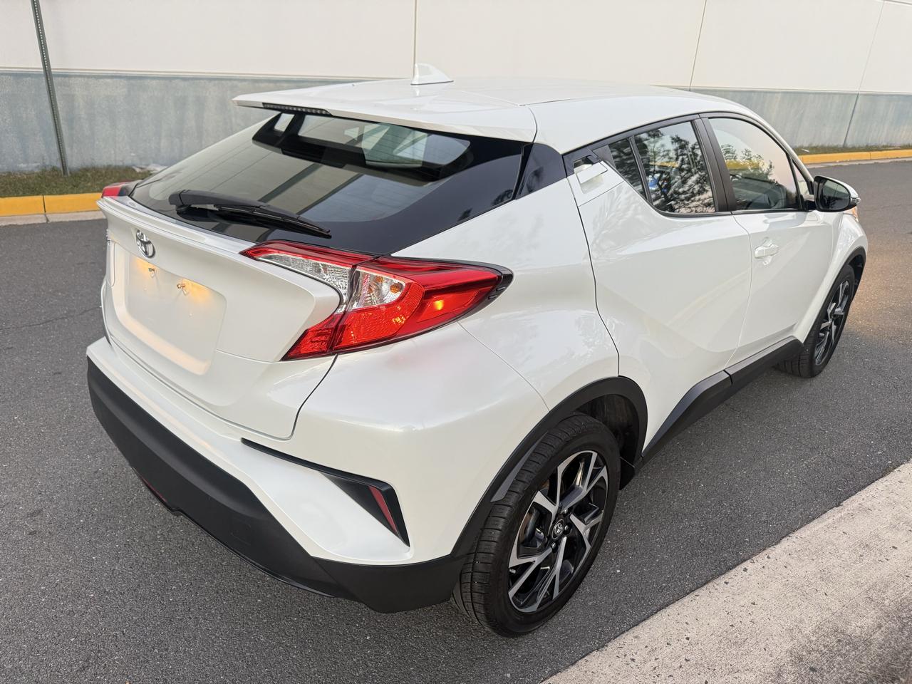 Toyota C-HR XLE FWD (Natl) 2018