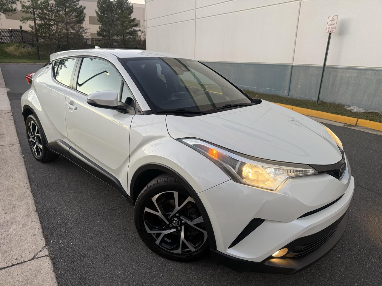 Toyota C-HR XLE FWD (Natl) 2018