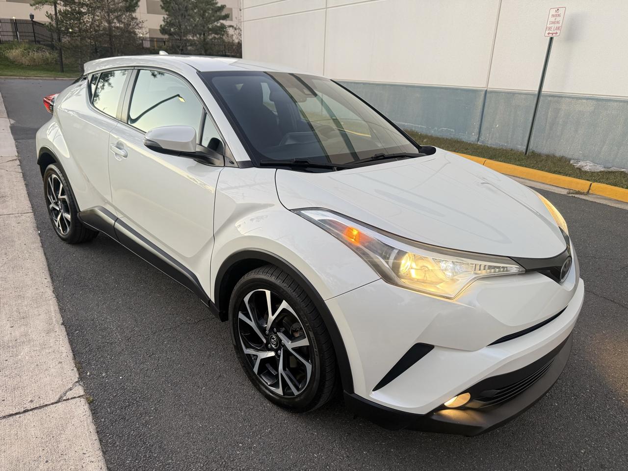 Toyota C-HR XLE FWD (Natl) 2018