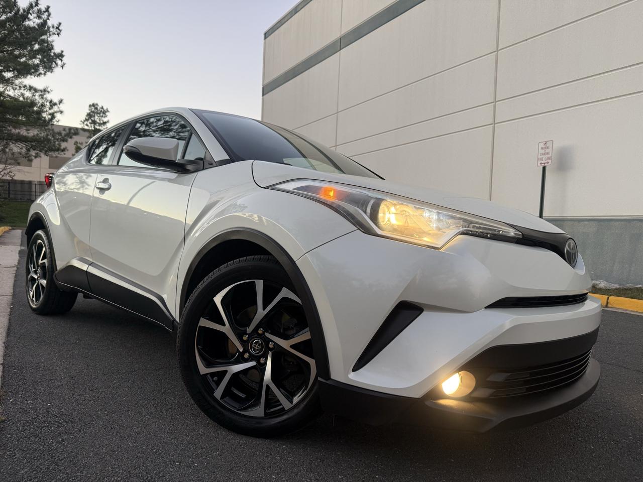 Toyota C-HR XLE FWD (Natl) 2018