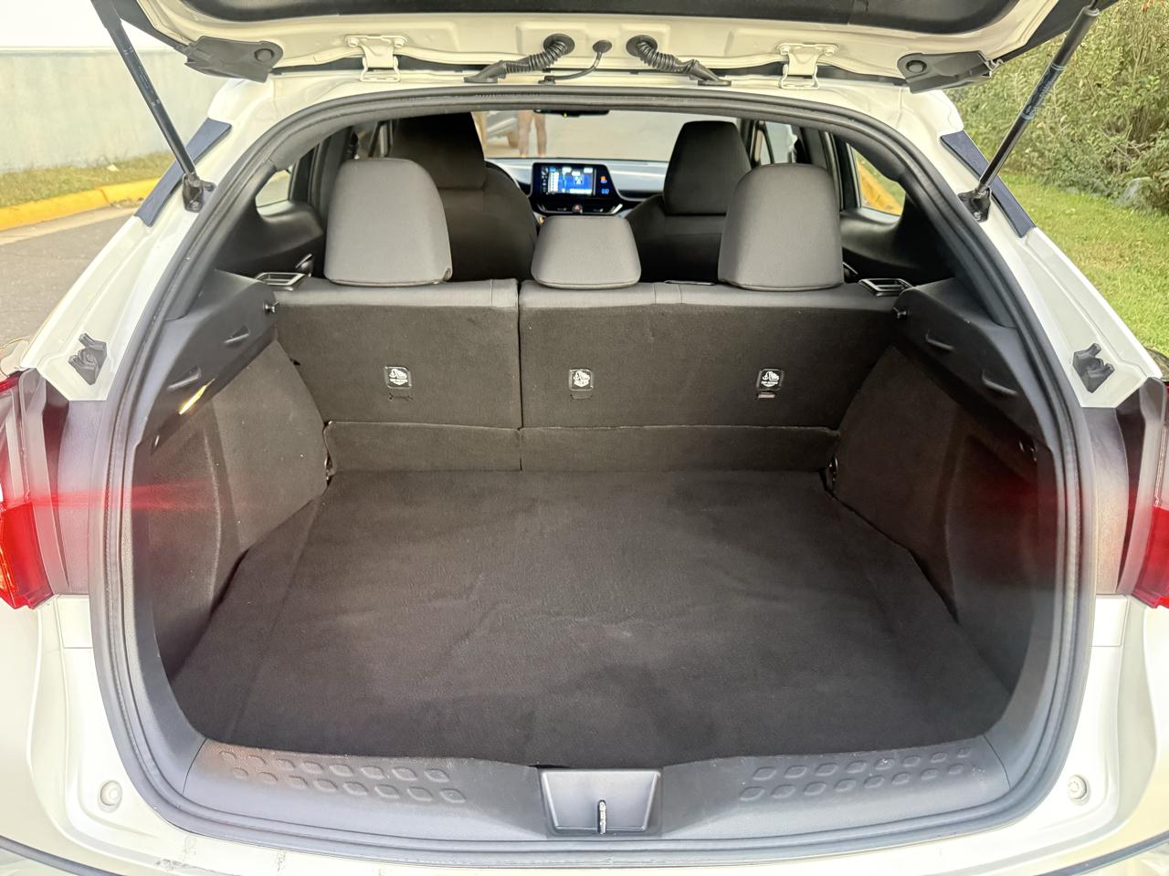 Toyota C-HR XLE FWD (Natl) 2018