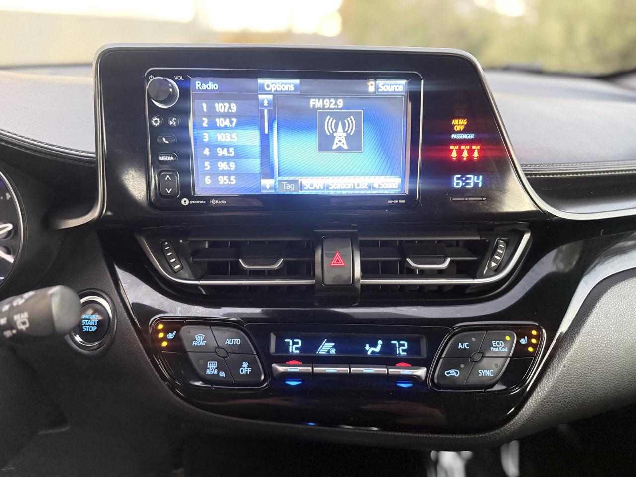 Toyota C-HR XLE FWD (Natl) 2018