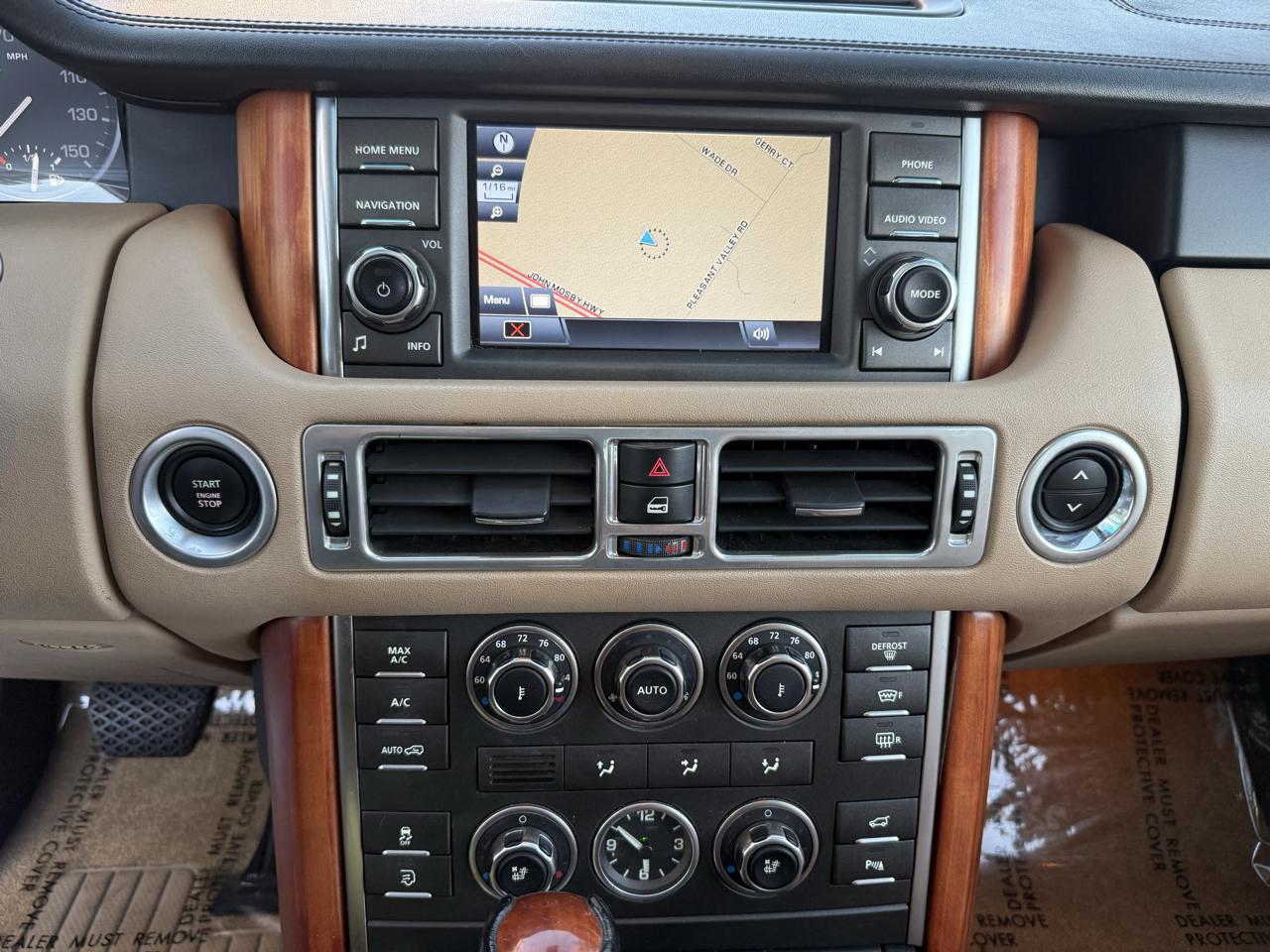 Land Rover Range Rover 4WD 4dr HSE LUX 2011