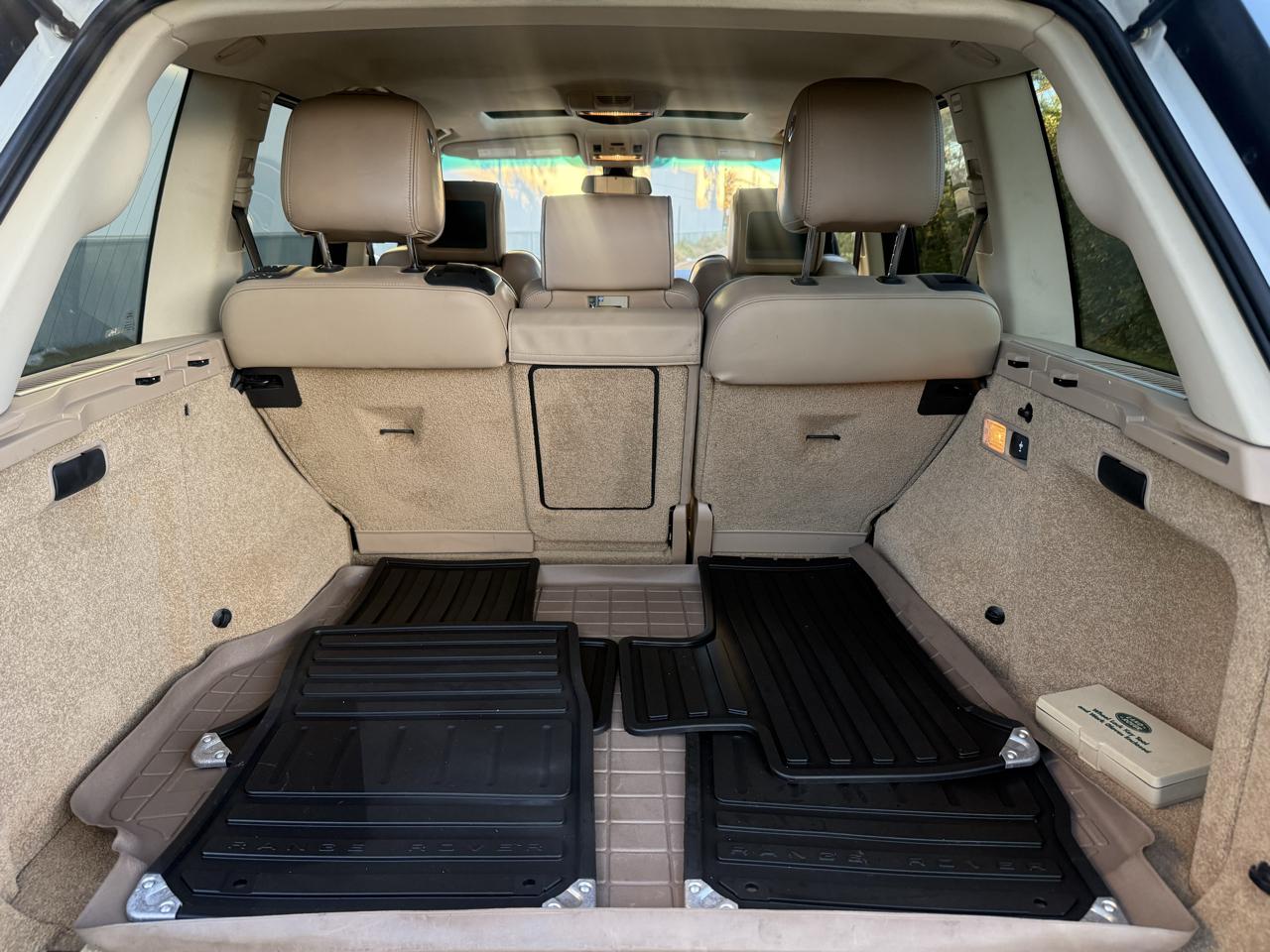 Land Rover Range Rover 4WD 4dr HSE LUX 2011