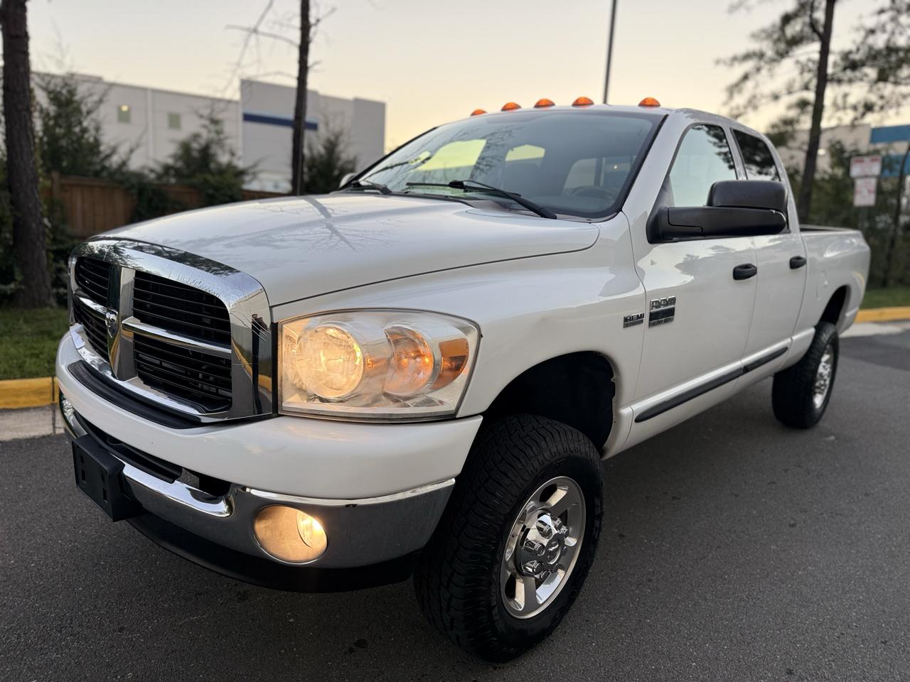 Dodge Ram 2500 4WD Quad Cab 140.5" SLT 2007