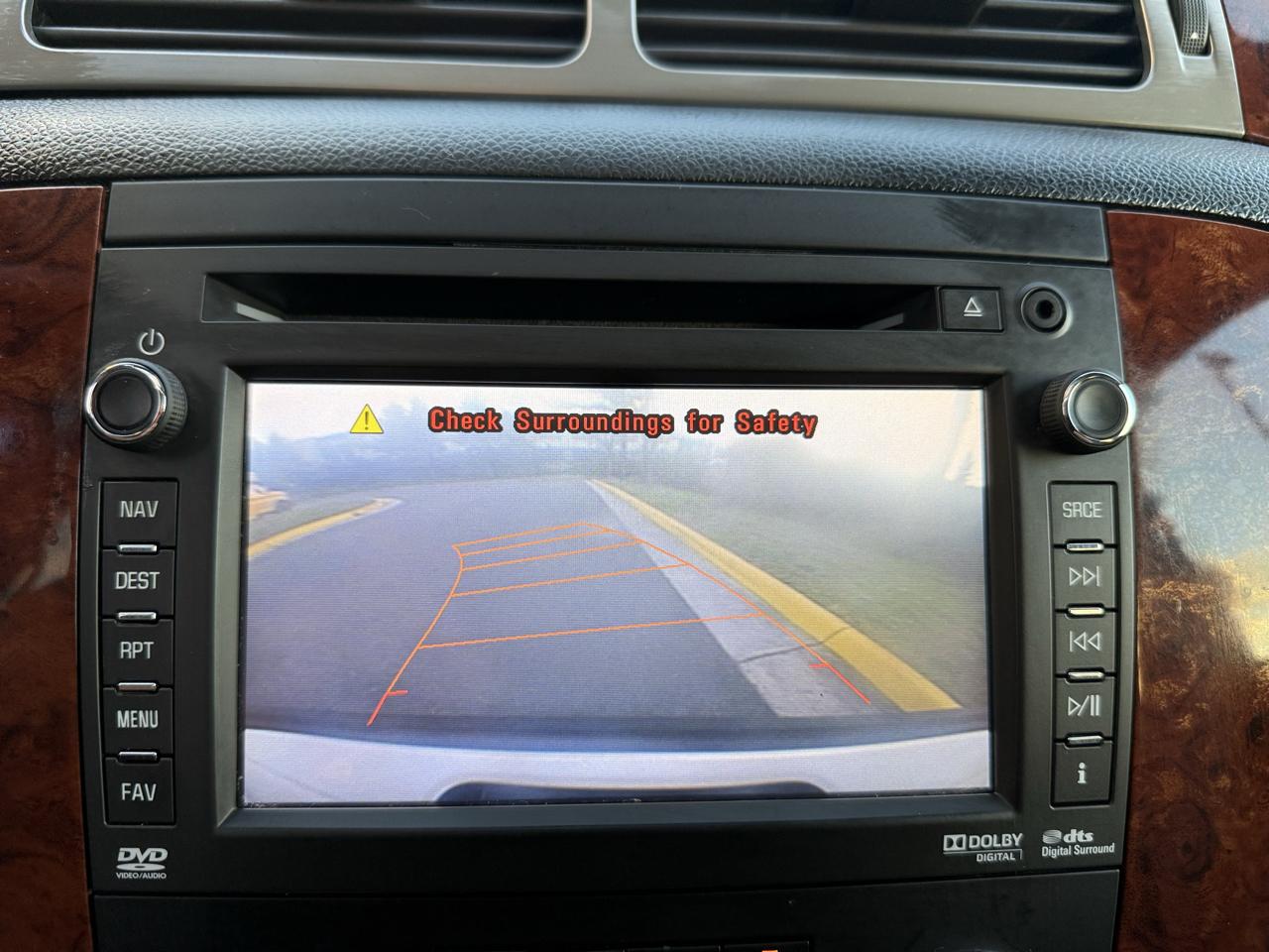 Chevrolet Suburban 4WD 4dr 1500 LTZ 2012