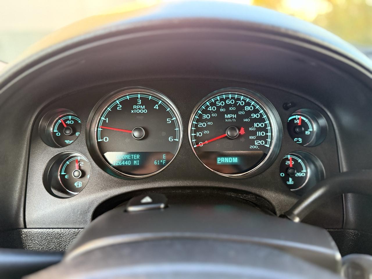Chevrolet Suburban 4WD 4dr 1500 LTZ 2012