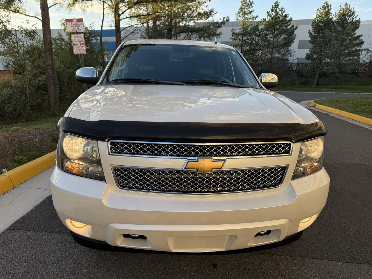 Chevrolet Suburban 4WD 4dr 1500 LTZ 2012