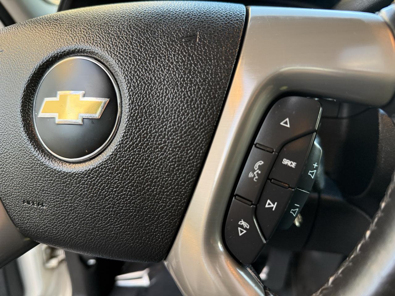 Chevrolet Suburban 4WD 4dr 1500 LTZ 2012