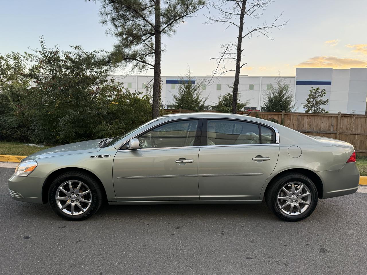 Buick Lucerne 4dr Sdn V6 CXL 2007