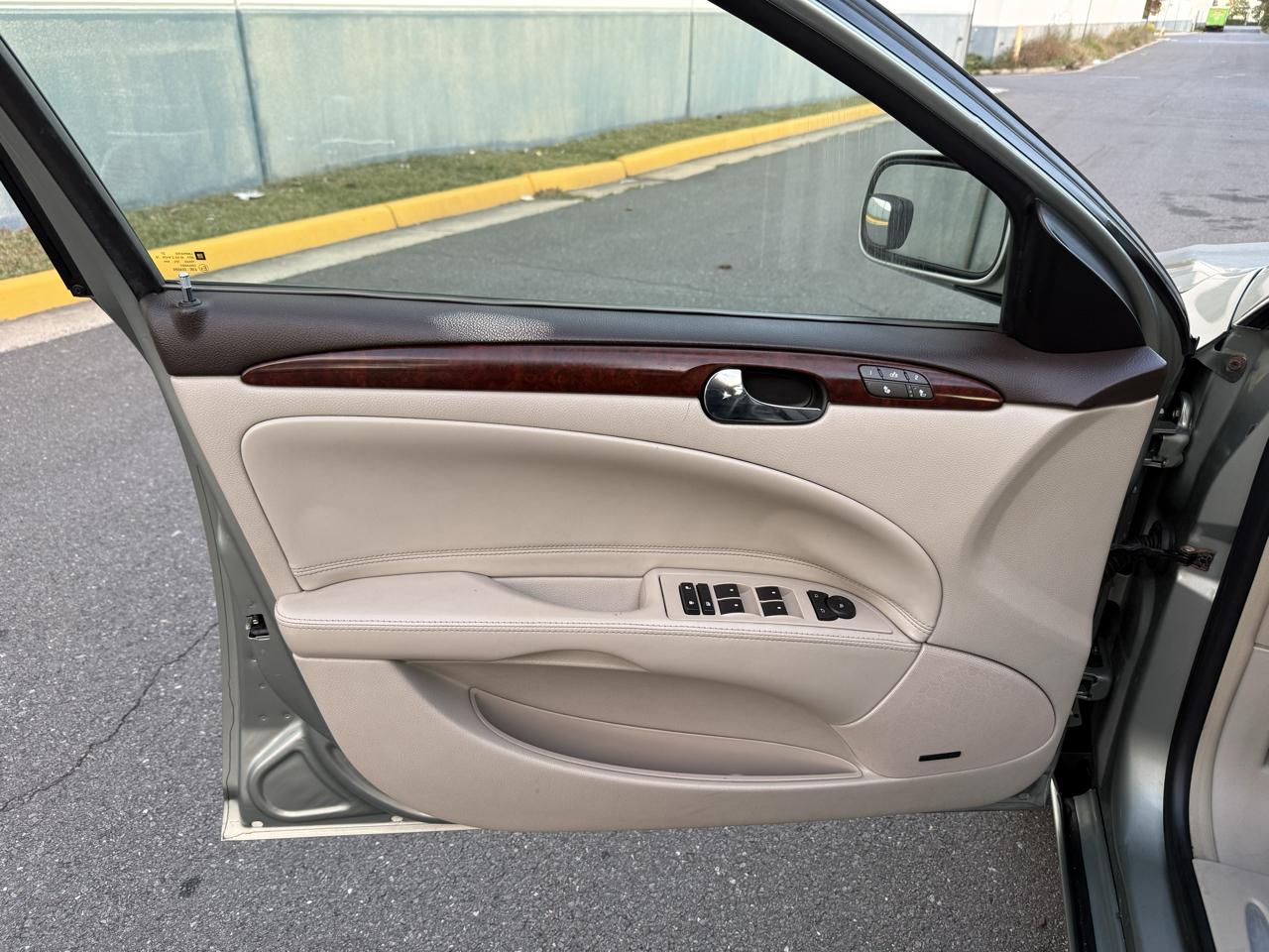 Buick Lucerne 4dr Sdn V6 CXL 2007