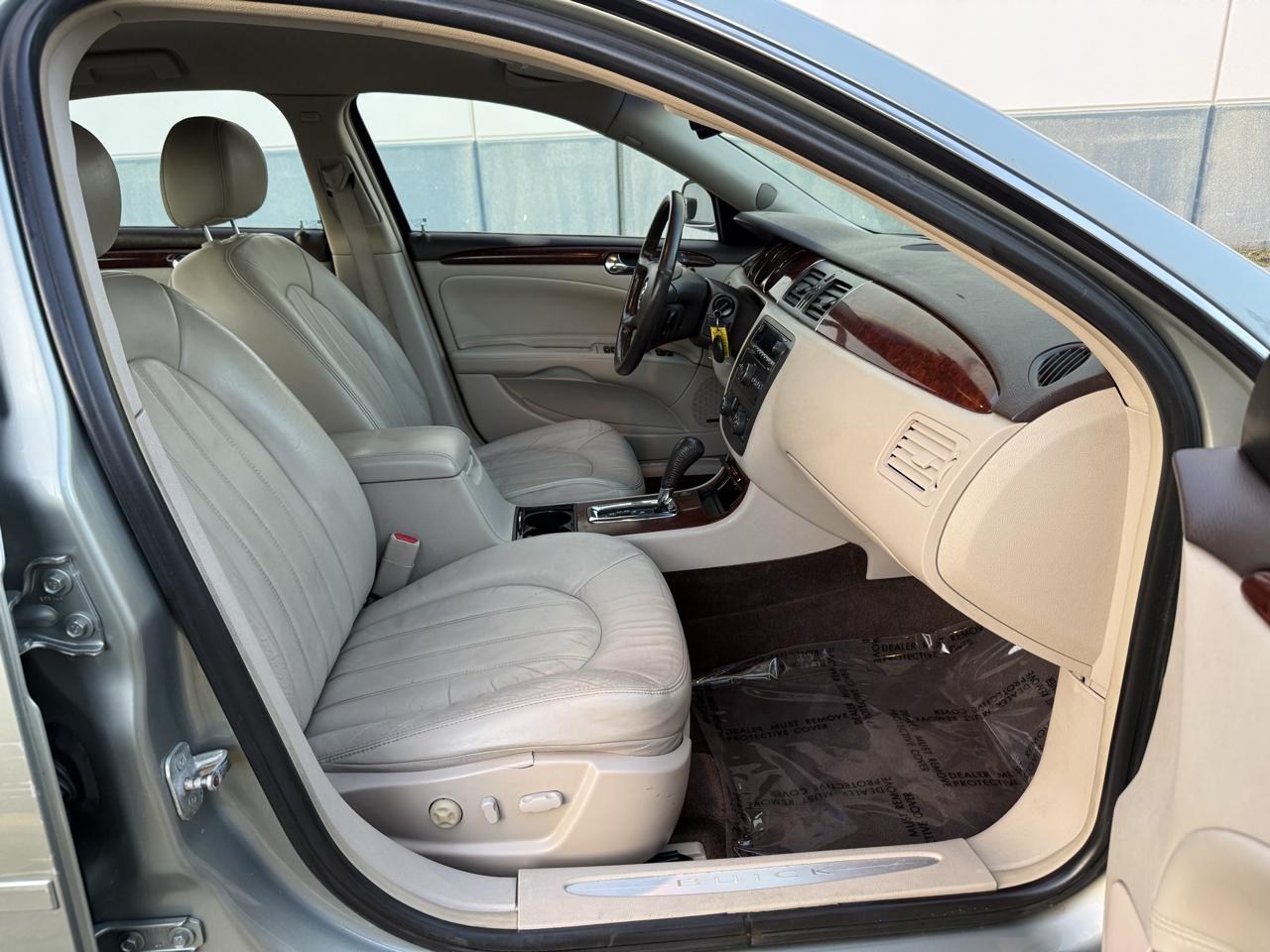 Buick Lucerne 4dr Sdn V6 CXL 2007