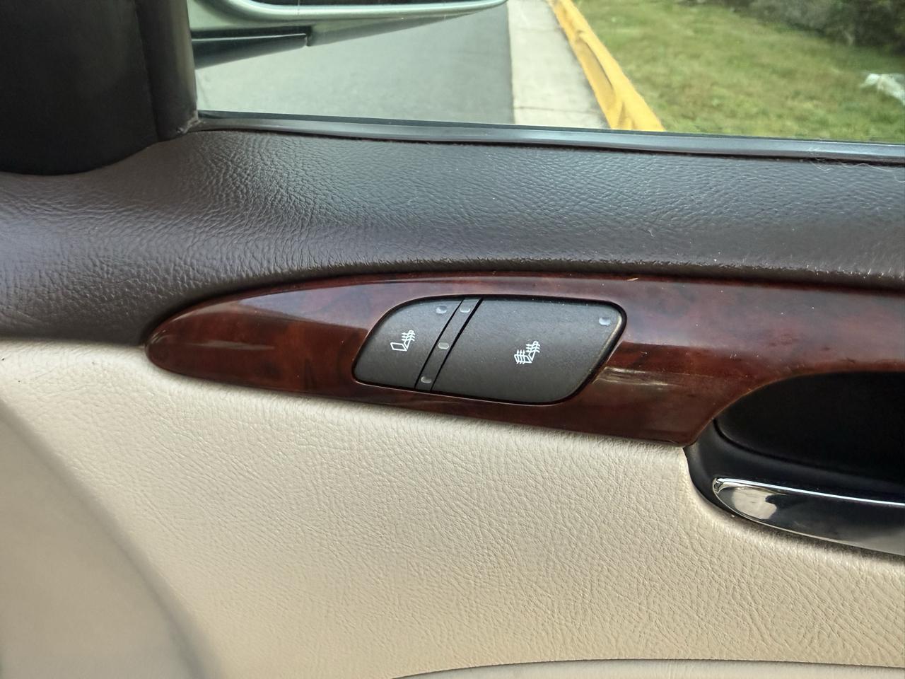 Buick Lucerne 4dr Sdn V6 CXL 2007