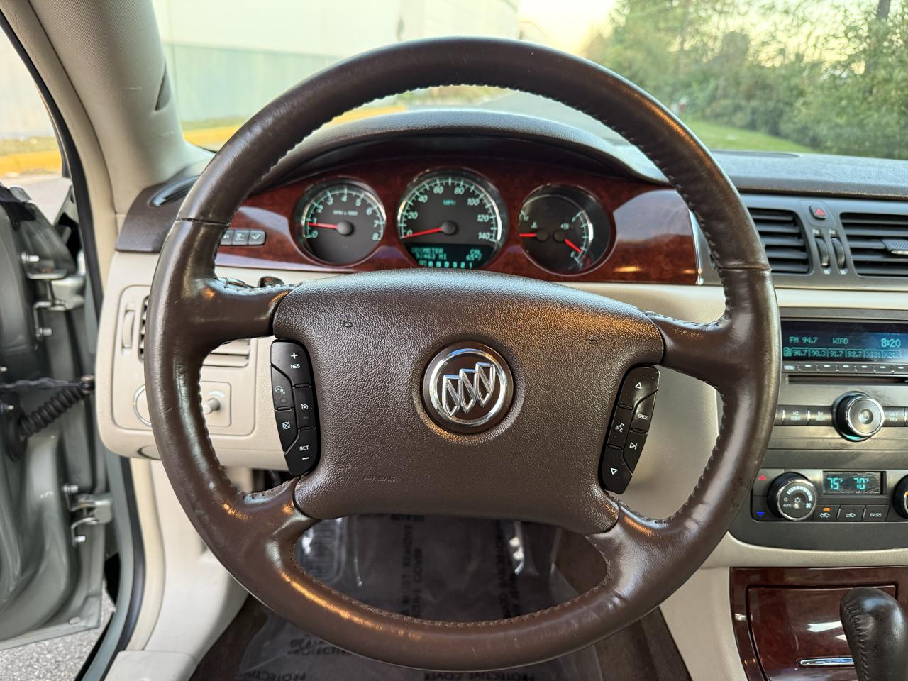 Buick Lucerne 4dr Sdn V6 CXL 2007