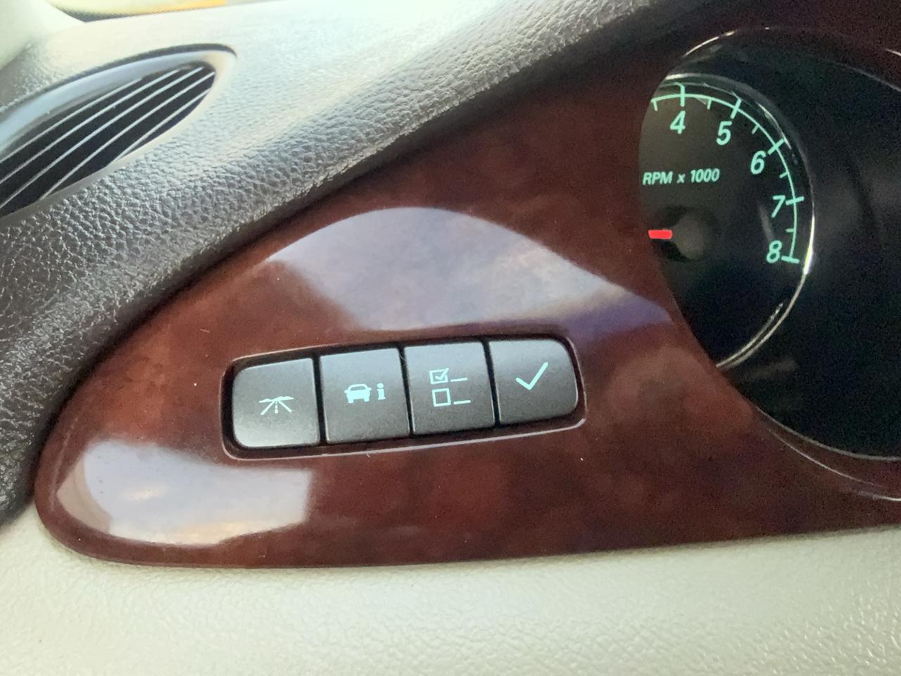 Buick Lucerne 4dr Sdn V6 CXL 2007