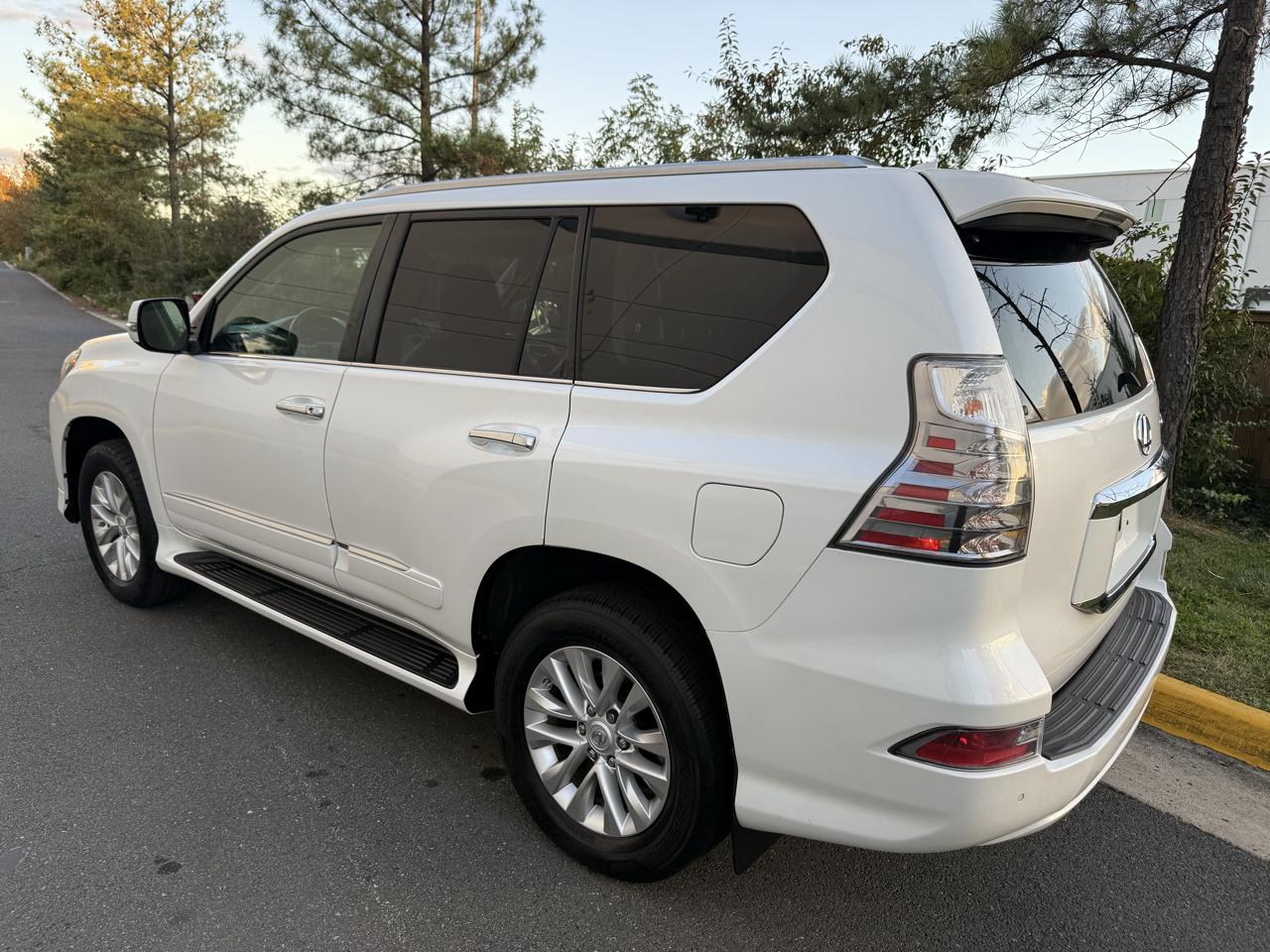 Lexus GX 460 4WD 4dr 2016