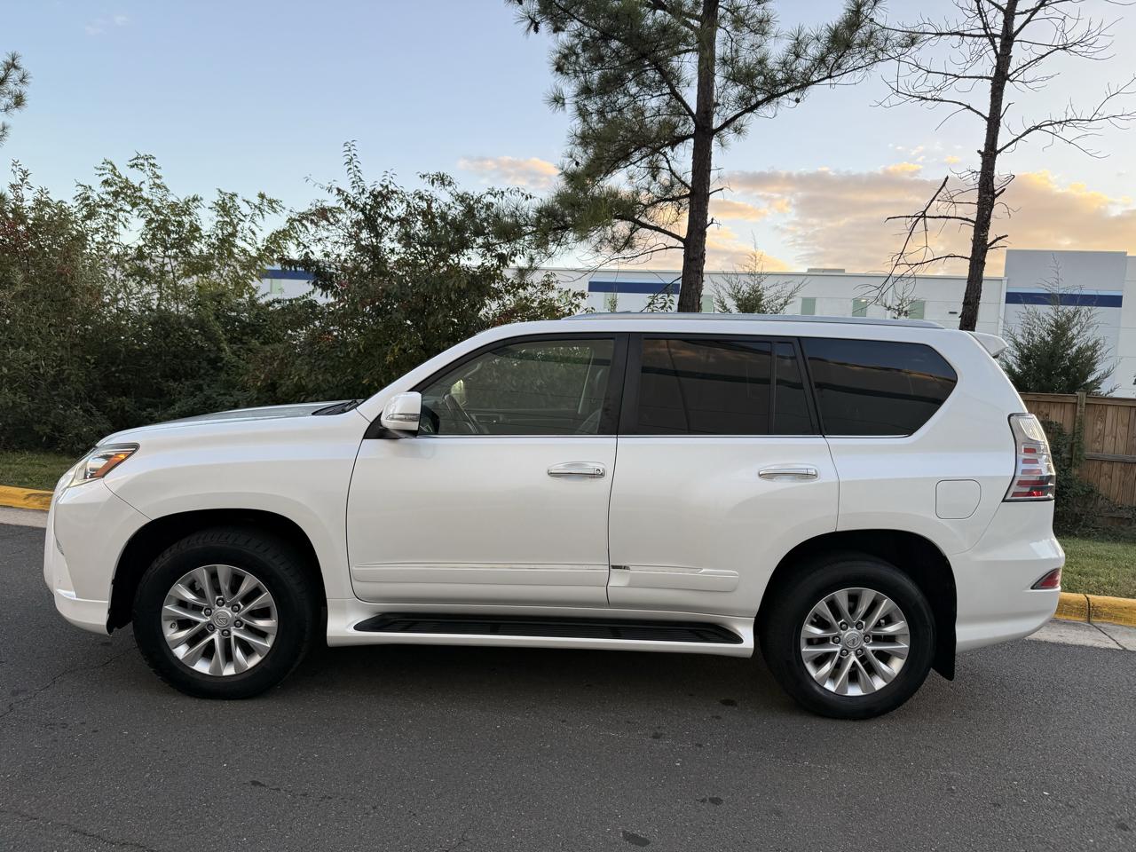 Lexus GX 460 4WD 4dr 2016