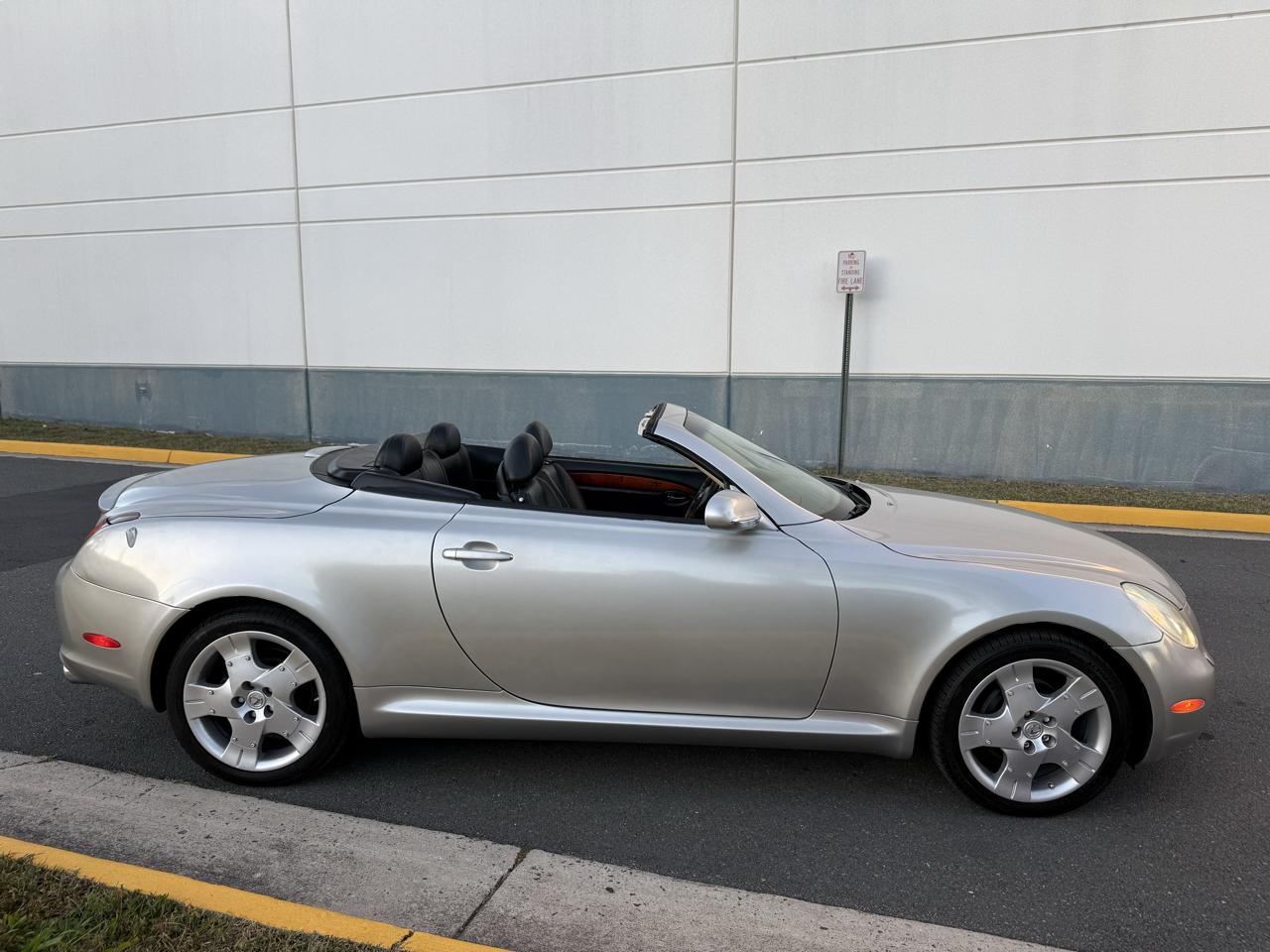 Lexus SC 430 2dr Convertible 2004