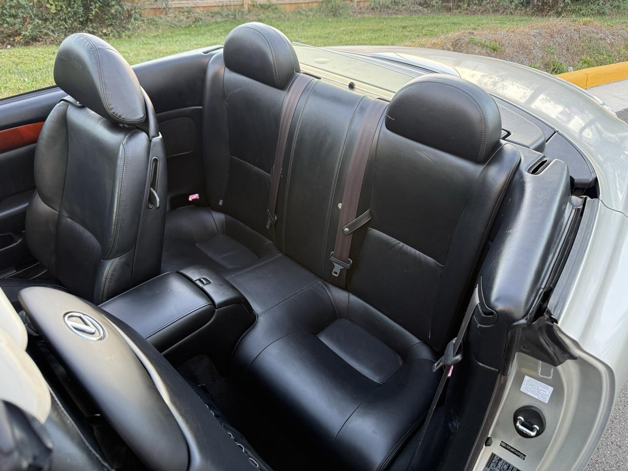 Lexus SC 430 2dr Convertible 2004