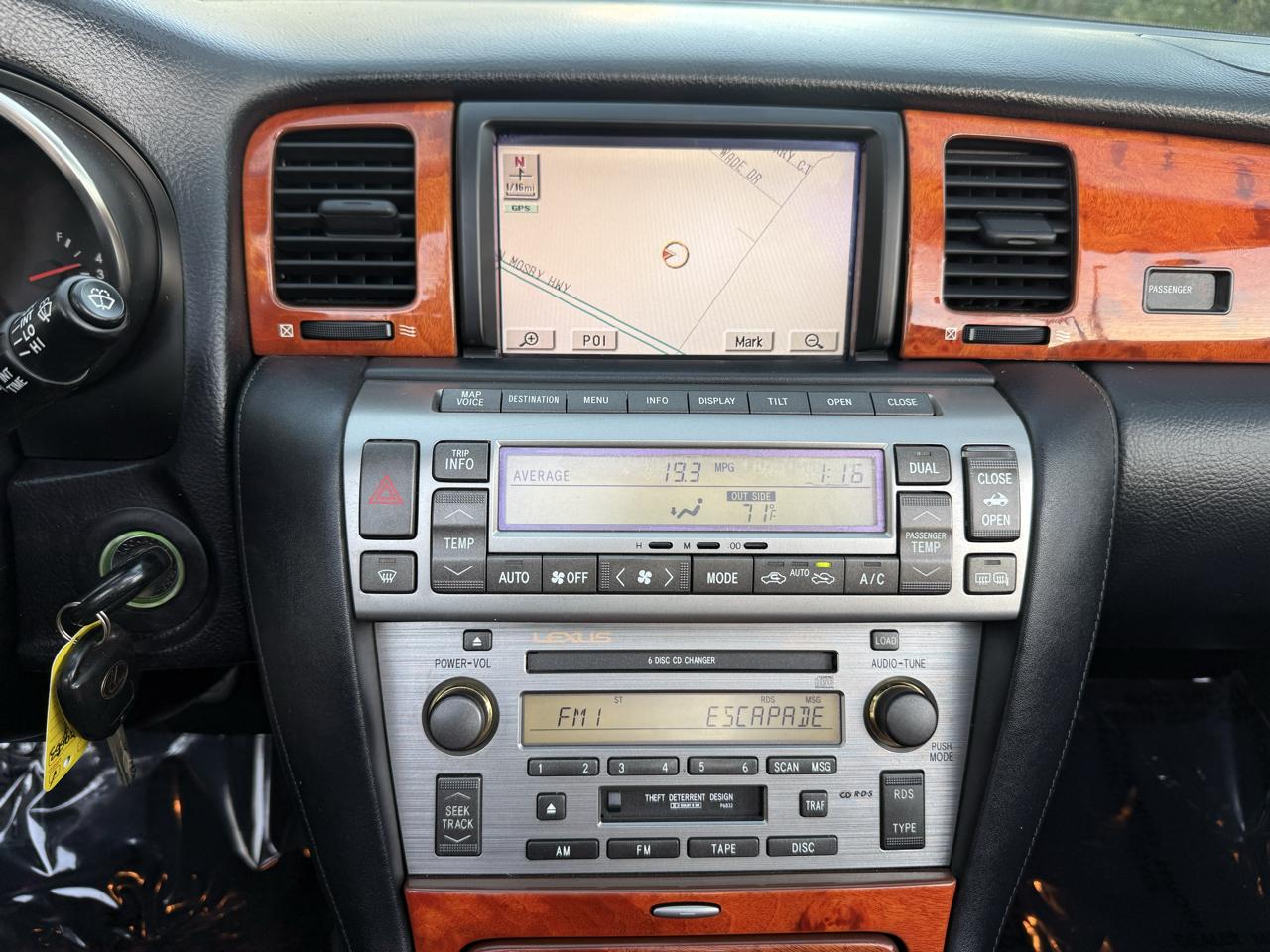 Lexus SC 430 2dr Convertible 2004