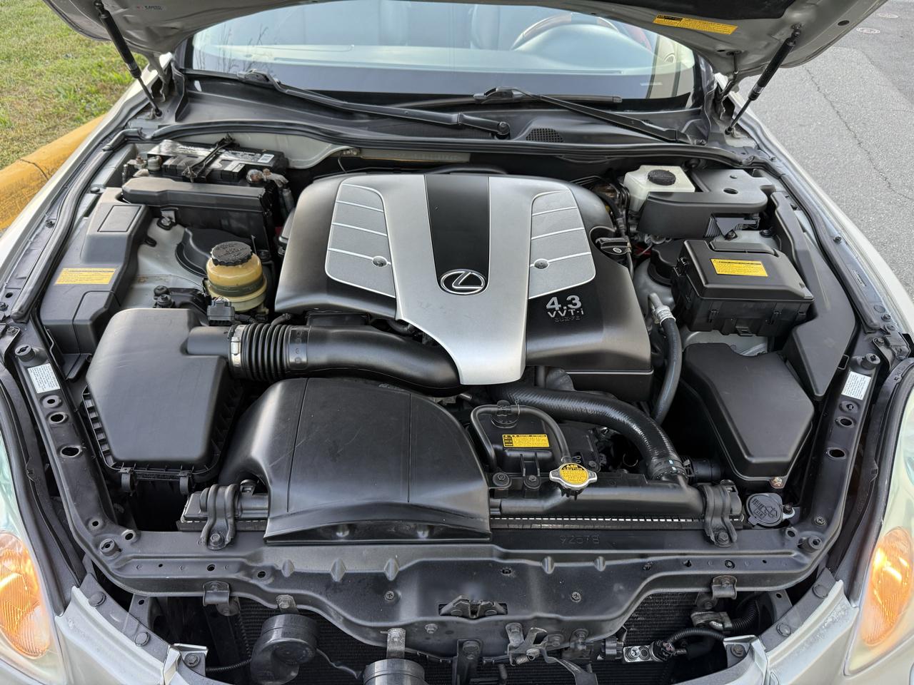 Lexus SC 430 2dr Convertible 2004