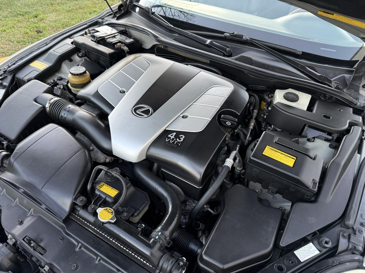 Lexus SC 430 2dr Convertible 2004