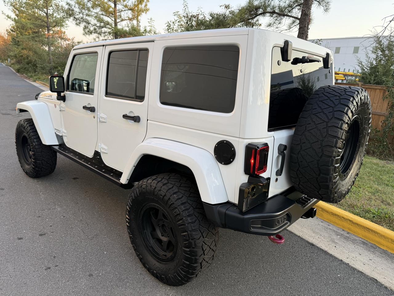 Jeep Wrangler Unlimited 4WD 4dr Rubicon Hard Rock 2016