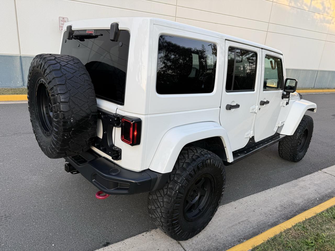 Jeep Wrangler Unlimited 4WD 4dr Rubicon Hard Rock 2016